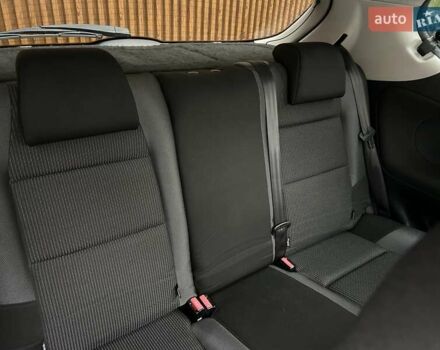 Белый Пежо 207, объемом двигателя 1.36 л и пробегом 164 тыс. км за 4700 $, фото 10 на Automoto.ua