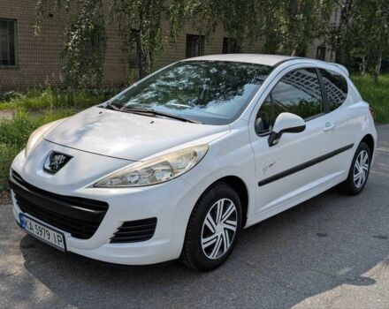 Пежо 207 2009 в Киеве на Automoto.ua Белый Пежо 207, объемом двигателя 1.4 л и пробегом 163 тыс. км за 4200 $, фото 1 на Automoto.ua