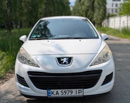 Пежо 207 2009 в Киеве на Automoto.ua Белый Пежо 207, объемом двигателя 1.4 л и пробегом 163 тыс. км за 4200 $, фото 2 на Automoto.ua