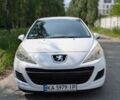 Пежо 207 2009 в Киеве на Automoto.ua Белый Пежо 207, объемом двигателя 1.4 л и пробегом 163 тыс. км за 4200 $, фото 2 на Automoto.ua