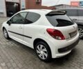 Белый Пежо 207, объемом двигателя 1.36 л и пробегом 164 тыс. км за 4700 $, фото 4 на Automoto.ua