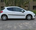 Пежо 207 2009 в Киеве на Automoto.ua Белый Пежо 207, объемом двигателя 1.4 л и пробегом 163 тыс. км за 4200 $, фото 4 на Automoto.ua