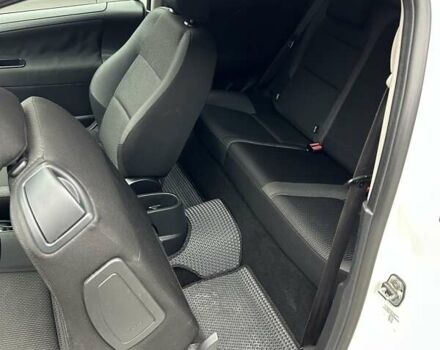 Белый Пежо 207, объемом двигателя 1.36 л и пробегом 164 тыс. км за 4700 $, фото 23 на Automoto.ua