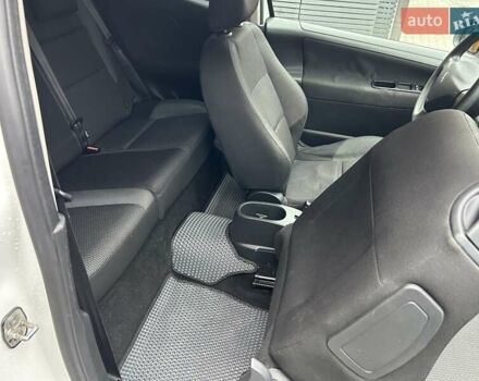 Белый Пежо 207, объемом двигателя 1.36 л и пробегом 164 тыс. км за 4700 $, фото 12 на Automoto.ua