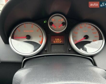 Белый Пежо 207, объемом двигателя 1.36 л и пробегом 164 тыс. км за 4700 $, фото 20 на Automoto.ua