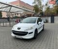 Білий Пежо 207, об'ємом двигуна 1.36 л та пробігом 186 тис. км за 2850 $, фото 1 на Automoto.ua
