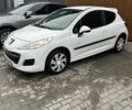 Белый Пежо 207, объемом двигателя 1.36 л и пробегом 164 тыс. км за 4700 $, фото 3 на Automoto.ua