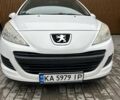 Белый Пежо 207, объемом двигателя 1.36 л и пробегом 164 тыс. км за 4700 $, фото 9 на Automoto.ua