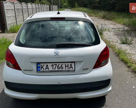 Білий Пежо 207, об'ємом двигуна 1.36 л та пробігом 237 тис. км за 4300 $, фото 34 на Automoto.ua