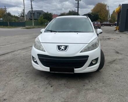 Пежо 207 2010 в Лубнах на Automoto.ua Белый Пежо 207, объемом двигателя 1.36 л и пробегом 190 тыс. км за 4199 $, фото 8 на Automoto.ua