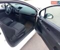 Белый Пежо 207, объемом двигателя 1.36 л и пробегом 269 тыс. км за 3500 $, фото 8 на Automoto.ua
