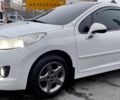 Белый Пежо 207, объемом двигателя 1.36 л и пробегом 179 тыс. км за 4700 $, фото 1 на Automoto.ua