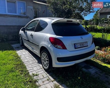 Білий Пежо 207, об'ємом двигуна 1.36 л та пробігом 223 тис. км за 4700 $, фото 9 на Automoto.ua