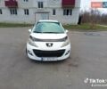 Белый Пежо 207, объемом двигателя 1.36 л и пробегом 269 тыс. км за 3500 $, фото 5 на Automoto.ua