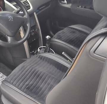 Белый Пежо 207, объемом двигателя 1.36 л и пробегом 179 тыс. км за 4700 $, фото 26 на Automoto.ua