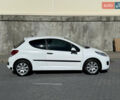 Белый Пежо 207, объемом двигателя 1.4 л и пробегом 209 тыс. км за 3500 $, фото 2 на Automoto.ua
