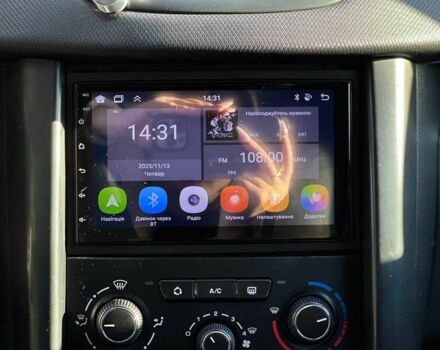 Белый Пежо 207, объемом двигателя 1.4 л и пробегом 209 тыс. км за 3900 $, фото 10 на Automoto.ua