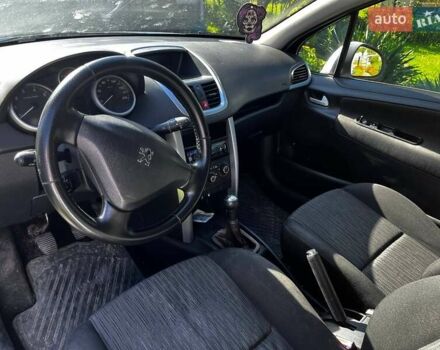 Білий Пежо 207, об'ємом двигуна 1.36 л та пробігом 223 тис. км за 4700 $, фото 8 на Automoto.ua