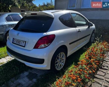 Білий Пежо 207, об'ємом двигуна 1.36 л та пробігом 223 тис. км за 4700 $, фото 7 на Automoto.ua