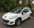 Белый Пежо 207, объемом двигателя 1.6 л и пробегом 272 тыс. км за 5300 $, фото 1 на Automoto.ua