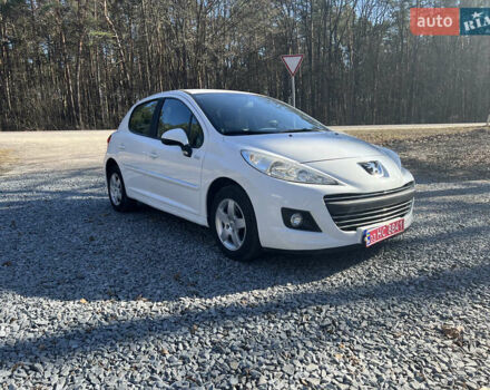 Білий Пежо 207, об'ємом двигуна 1.4 л та пробігом 241 тис. км за 5150 $, фото 5 на Automoto.ua