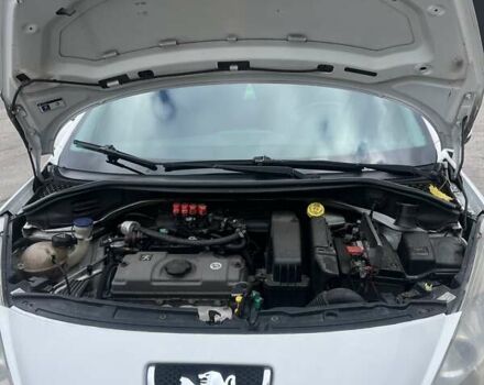 Пежо 207 2010 в Лубнах на Automoto.ua Белый Пежо 207, объемом двигателя 1.36 л и пробегом 190 тыс. км за 4199 $, фото 24 на Automoto.ua