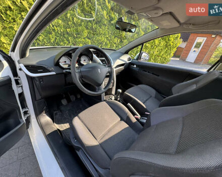 Білий Пежо 207, об'ємом двигуна 1.4 л та пробігом 173 тис. км за 4500 $, фото 39 на Automoto.ua
