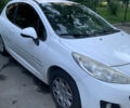 Білий Пежо 207, об'ємом двигуна 1.4 л та пробігом 157 тис. км за 4300 $, фото 2 на Automoto.ua