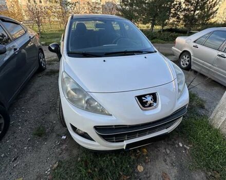 Білий Пежо 207, об'ємом двигуна 1.56 л та пробігом 245 тис. км за 6700 $, фото 3 на Automoto.ua