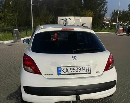 Білий Пежо 207, об'ємом двигуна 1.36 л та пробігом 142 тис. км за 4100 $, фото 2 на Automoto.ua