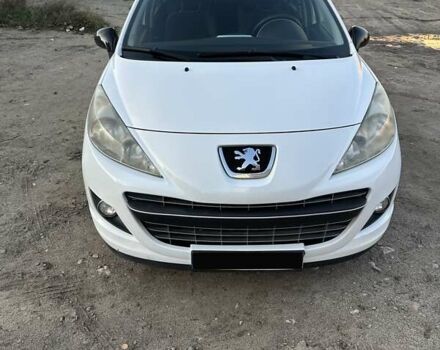 Білий Пежо 207, об'ємом двигуна 1.56 л та пробігом 245 тис. км за 6700 $, фото 1 на Automoto.ua