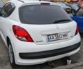Белый Пежо 207, объемом двигателя 1.4 л и пробегом 202 тыс. км за 5500 $, фото 1 на Automoto.ua