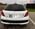 Білий Пежо 207, об'ємом двигуна 1.4 л та пробігом 200 тис. км за 4500 $, фото 8 на Automoto.ua