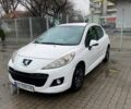Белый Пежо 207, объемом двигателя 1.4 л и пробегом 262 тыс. км за 5000 $, фото 1 на Automoto.ua