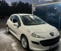 Білий Пежо 207, об'ємом двигуна 1.36 л та пробігом 142 тис. км за 4100 $, фото 7 на Automoto.ua