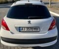 Белый Пежо 207, объемом двигателя 1.36 л и пробегом 278 тыс. км за 3500 $, фото 26 на Automoto.ua