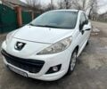 Білий Пежо 207, об'ємом двигуна 0.14 л та пробігом 290 тис. км за 5200 $, фото 1 на Automoto.ua