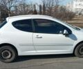 Белый Пежо 207, объемом двигателя 1.4 л и пробегом 118 тыс. км за 4800 $, фото 1 на Automoto.ua