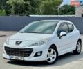 Белый Пежо 207, объемом двигателя 1.6 л и пробегом 95 тыс. км за 6666 $, фото 1 на Automoto.ua
