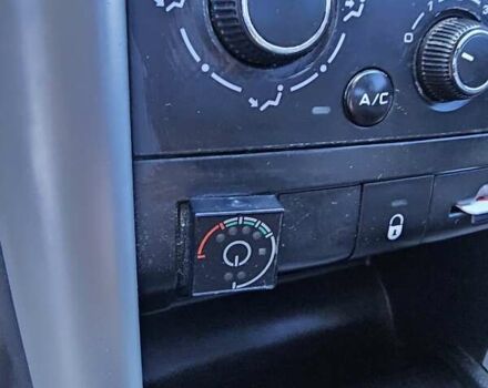 Пежо 207 2011 в Киеве на Automoto.ua Белый Пежо 207, объемом двигателя 1.36 л и пробегом 200 тыс. км за 3600 $, фото 18 на Automoto.ua