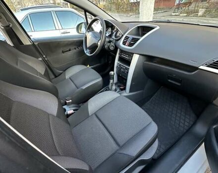 Білий Пежо 207, об'ємом двигуна 1.56 л та пробігом 245 тис. км за 6700 $, фото 6 на Automoto.ua