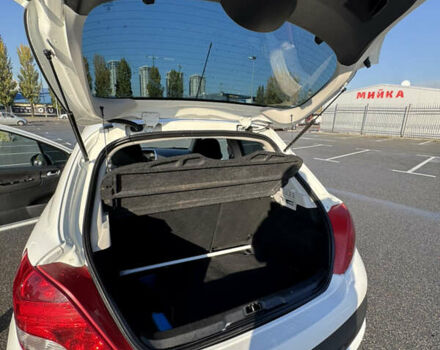 Пежо 207 2011 в Киеве на Automoto.ua Белый Пежо 207, объемом двигателя 1.56 л и пробегом 220 тыс. км за 4300 $, фото 16 на Automoto.ua