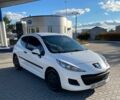 Белый Пежо 207, объемом двигателя 1.4 л и пробегом 273 тыс. км за 3500 $, фото 1 на Automoto.ua