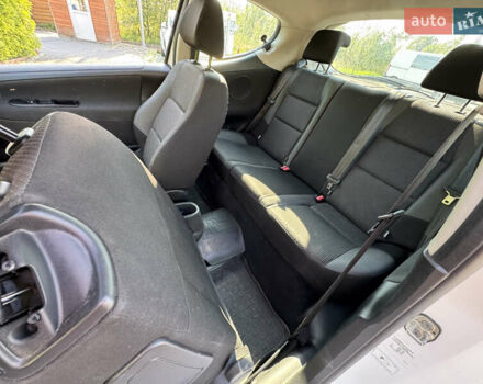 Білий Пежо 207, об'ємом двигуна 1.4 л та пробігом 173 тис. км за 4500 $, фото 38 на Automoto.ua