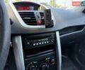 Белый Пежо 207, объемом двигателя 1.36 л и пробегом 149 тыс. км за 5200 $, фото 17 на Automoto.ua