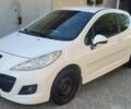 Белый Пежо 207, объемом двигателя 1.4 л и пробегом 198 тыс. км за 4100 $, фото 1 на Automoto.ua
