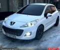 Белый Пежо 207, объемом двигателя 1.4 л и пробегом 90 тыс. км за 7600 $, фото 1 на Automoto.ua