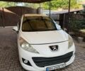 Білий Пежо 207, об'ємом двигуна 1.36 л та пробігом 233 тис. км за 4000 $, фото 1 на Automoto.ua