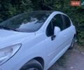 Белый Пежо 207, объемом двигателя 1.6 л и пробегом 76 тыс. км за 6800 $, фото 1 на Automoto.ua