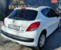 Белый Пежо 207, объемом двигателя 1.4 л и пробегом 300 тыс. км за 4500 $, фото 13 на Automoto.ua